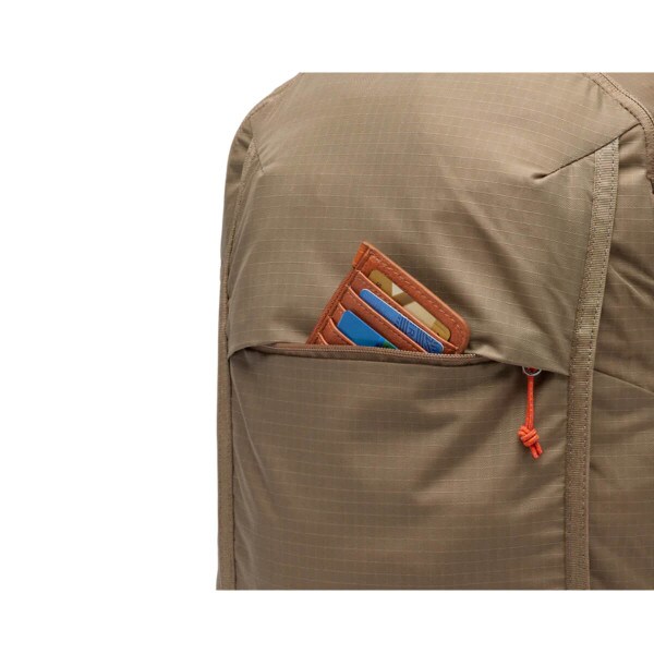 Cotopaxi Mente 32L Daypack - Cada Día | USU Campus Store